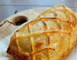 豚フィレ肉のパイ包みガラムマサラの香り