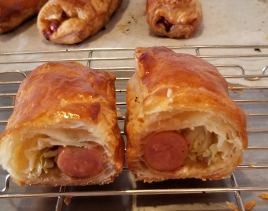 ソーセージとキャベツのパイ