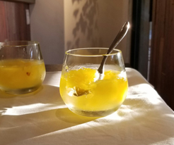 レモンバーベナの香るパイナップルゼリー