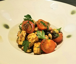 大豆とモッツァレラチーズのサラダ